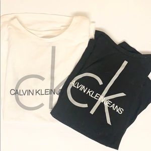2 Calvin Klein Women T-Shirts